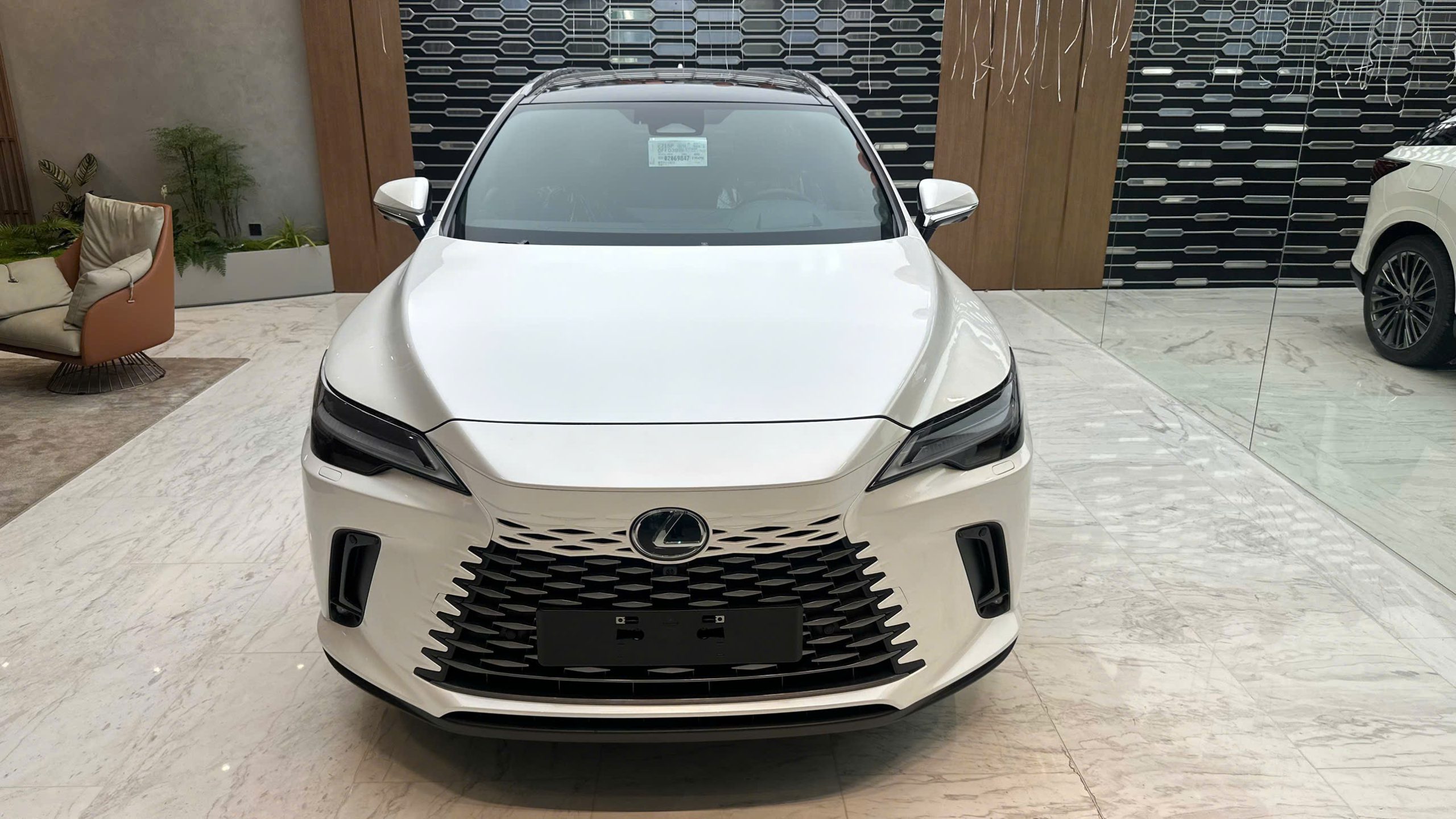 Đầu-Xe-RX-350h-Luxury